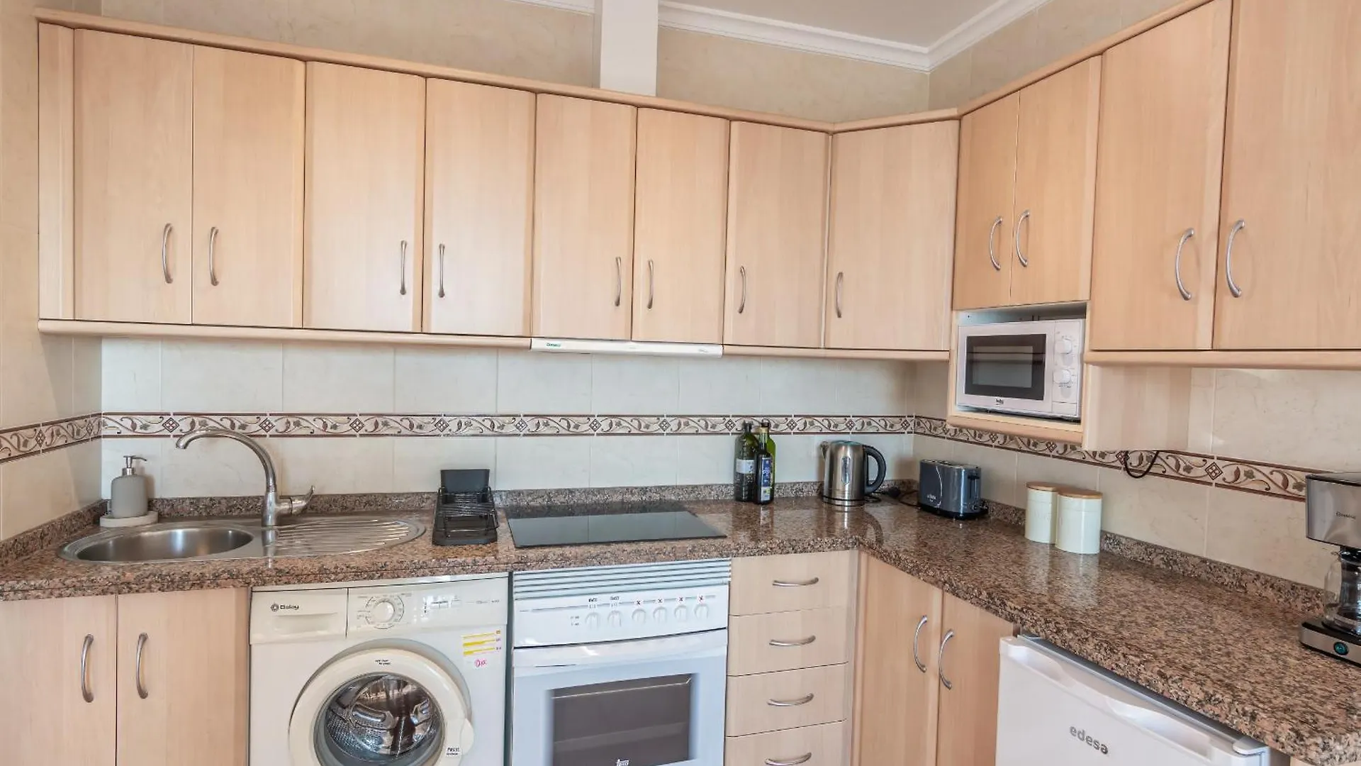 Las Palmas 20C - Oasis Properties Nerja Apartman